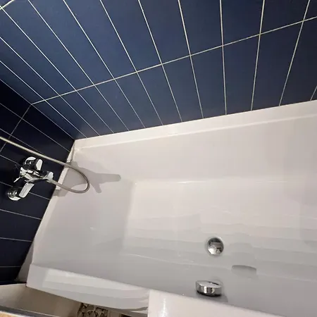 Charming 1br Old Center *